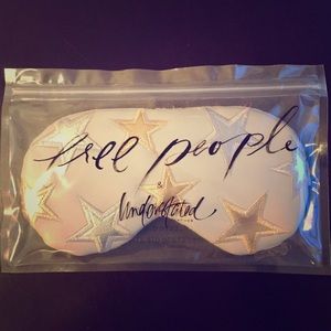 Free People Starry Eyed Cooling Travel Mask